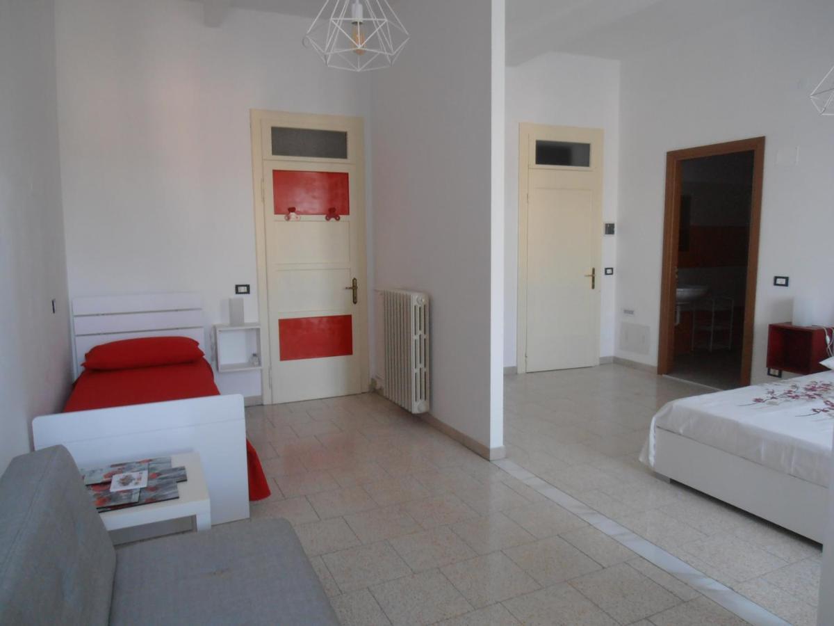 B&B Timo E Rosmarino Sermide Экстерьер фото